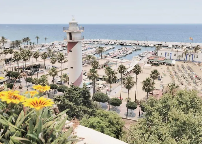 El Arbol - Rooftop Pool In Puerto Deportivo Апартаменты *