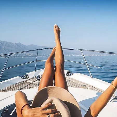 El Arbol - Rooftop Pool In Puerto Deportivo Marbella
