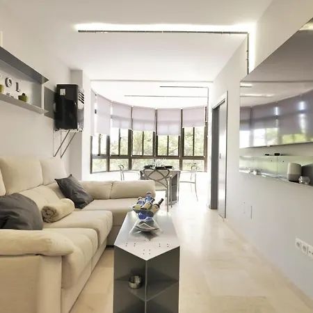 El Arbol - Rooftop Pool In Puerto Deportivo *