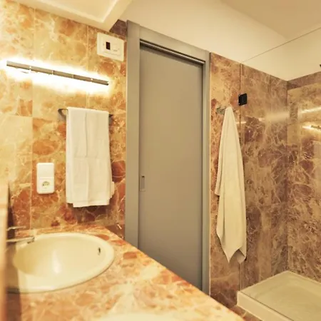 Lägenhet El Arbol - Rooftop Pool In Puerto Deportivo