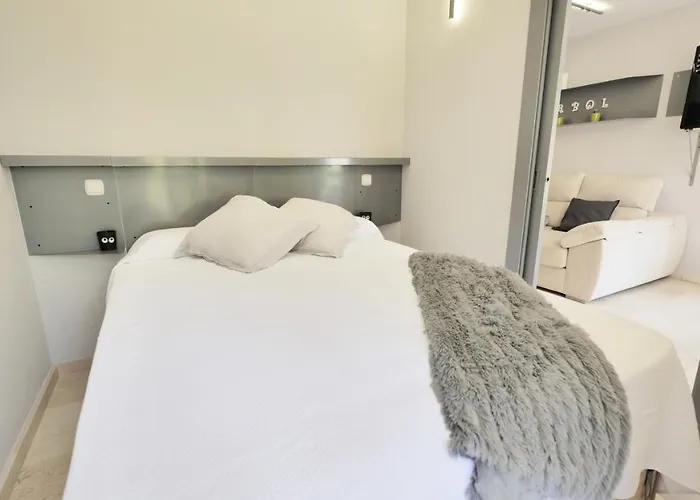 El Arbol - Rooftop Pool In Puerto Deportivo アパート *