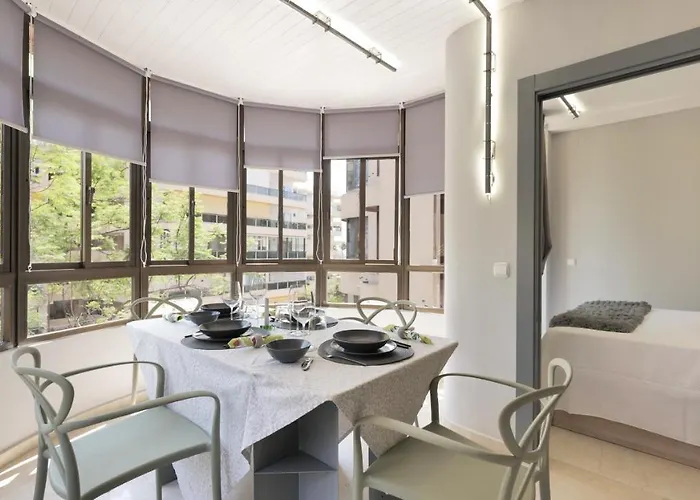 アパート El Arbol - Rooftop Pool In Puerto Deportivo マルベーリャ