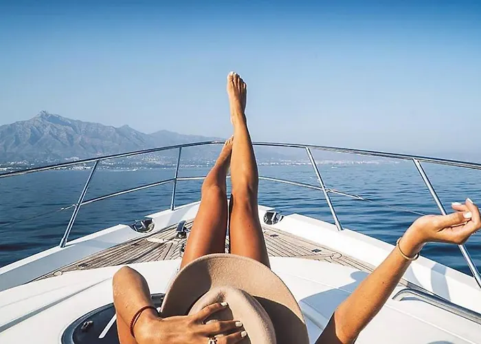 El Arbol - Rooftop Pool In Puerto Deportivo マルベーリャ