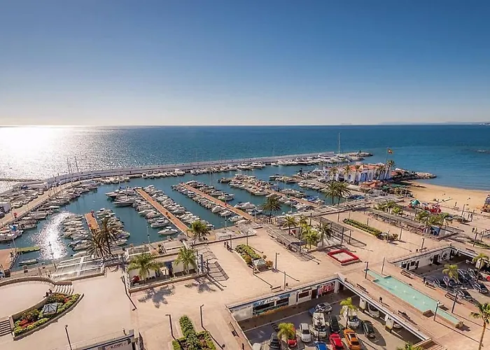 El Arbol - Rooftop Pool In Puerto Deportivo アパート マルベーリャ