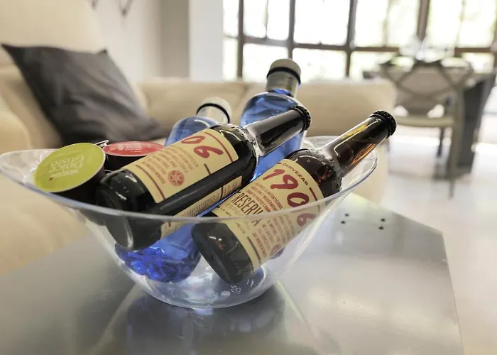 El Arbol - Rooftop Pool In Puerto Deportivo *