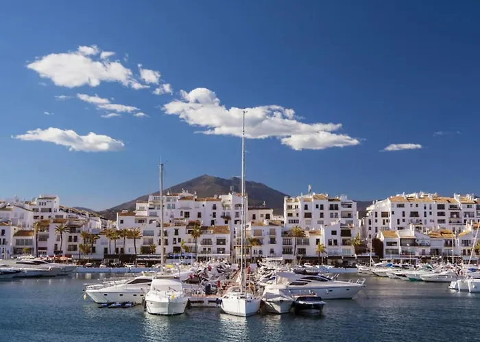El Arbol - Rooftop Pool In Puerto Deportivo *