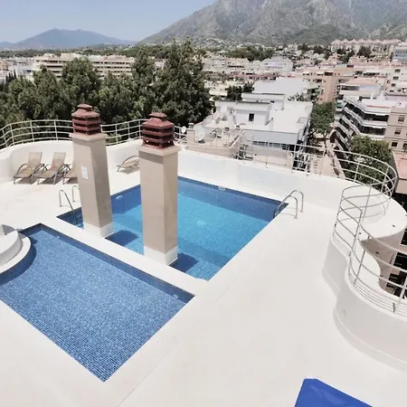 El árbol - Rooftop Pool In Puerto Deportivo